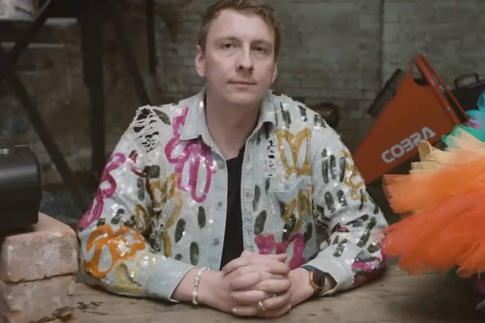 Joe Lycett has donated £10,000 to LGBTQ+ charities (Photo: Joe Lycett / Twitter)