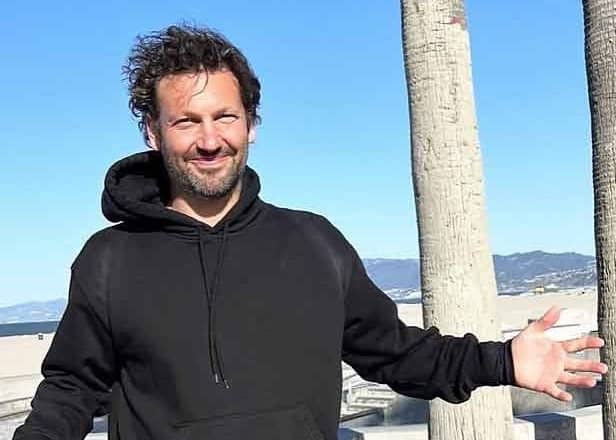 Skating across America (photo: Instagram/Chad Caruso)