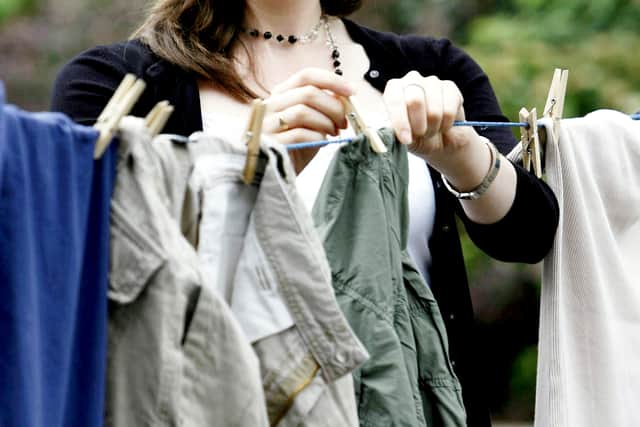 A ’right to dry’ campaign has been launched to lend outdoor space to renters, so they can dry their laundry outside.