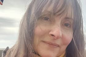 Mum Lisa Brown who earns £800-a-month from Vinted.