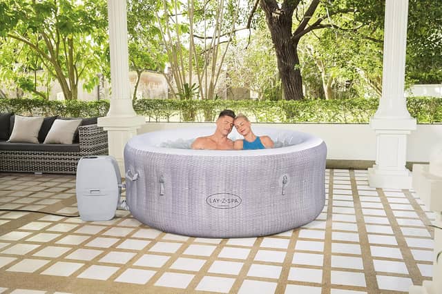 The Lay-Z-Spa Cancun is heavily discounted at the moment