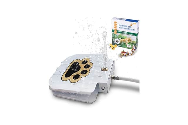 BACOENG Outdoor Dog Water Fountain Sprinkler