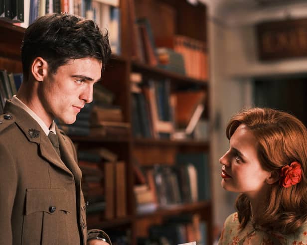 Dorrigo Evans (Jacob Elordi) and Amy Mulvaney (Odessa Young) in The Narrow Road to the Deep North