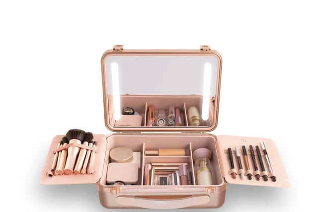 Space galore in the Beautifect Box