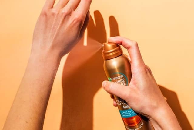 I've found the perfect tanning product that gives you a healthy glow in just an hour - Garnier's Ambre Solaire Self Tan Body Mist.