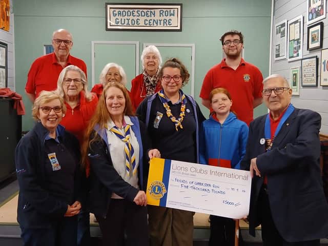 Hemel Hemel Lions present a cheque for £5000