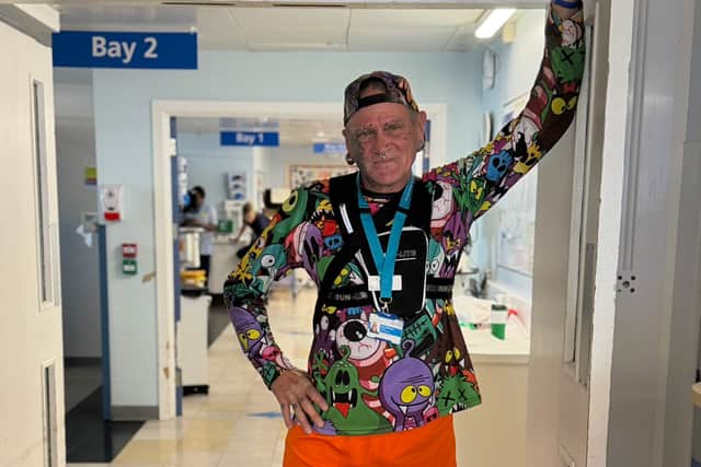 Volunteer Mark on the wards at Watford General