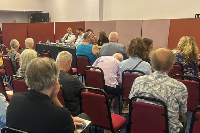 David Taylor MP hosted a meeting on antisocial behaviour in Hemel town centre