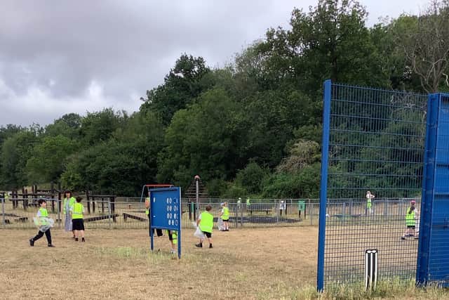 Oakleaf community litter pick
