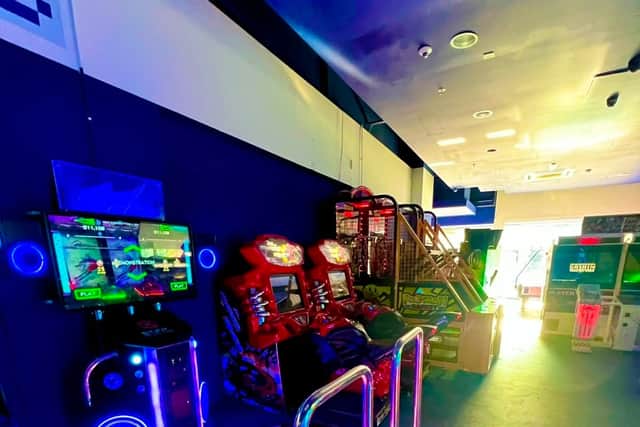 Continue Arcade, The Marlowes Shopping Centre