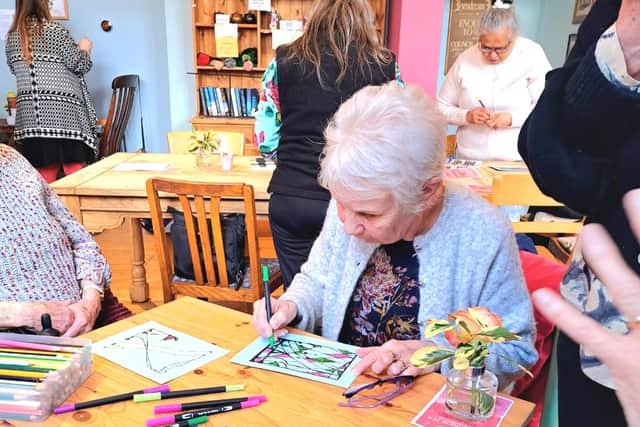 Craft & Chat at The Marlowes with Rennie Grove Peace & Say it with a Smile