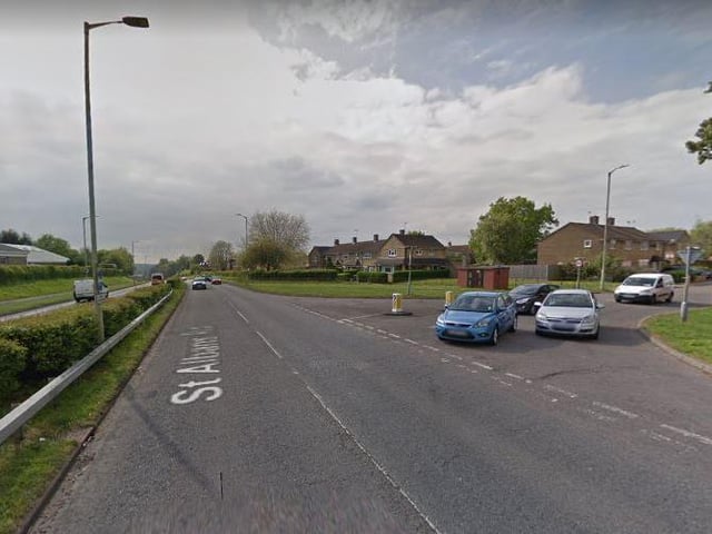 40mph speed limit at the junction with Lower Yott.
