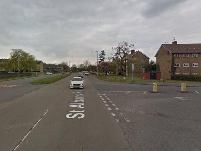 40mph speed limit at the junction with Longlands.
