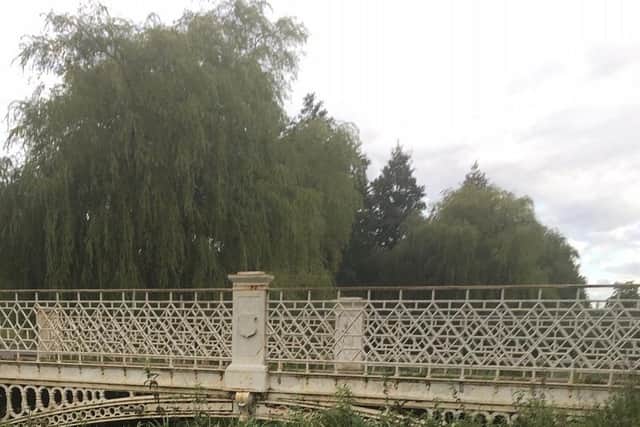 Dacorum Borough Council begins work to restore a historic Hemel Hempstead bridge