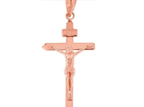 Image of distinctive stolen necklace released by police