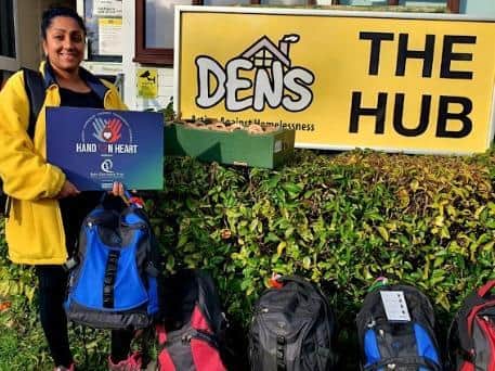 Hand on Heart delivers backpacks to rough sleepers in Hemel Hempstead