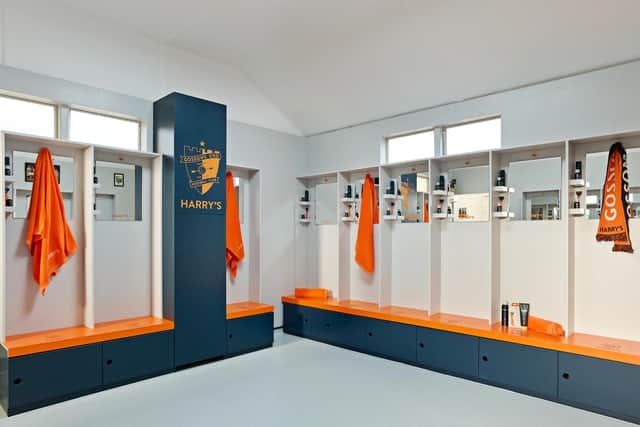 Berkhamsted grassroots football club gets changing room makeover