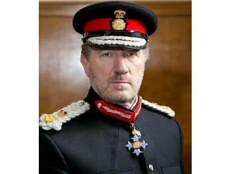 Mr Robert Voss CBE