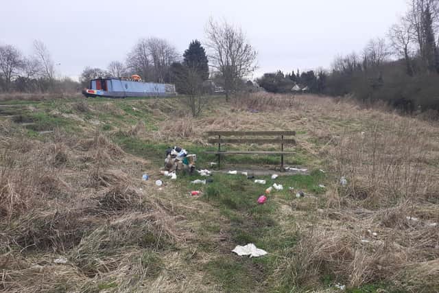 Plea for walkers to take their rubbish and stop littering Hemel's countryside