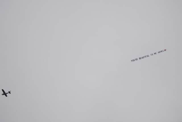 Max Fosh organised a plane to fly through the sky with the banner that read 'You're beautiful to me Hemel'
