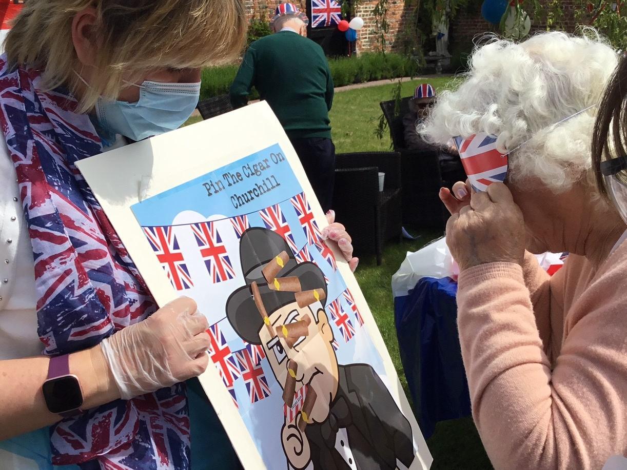 See how Dacorum celebrated VE Day 75 Hemel Today