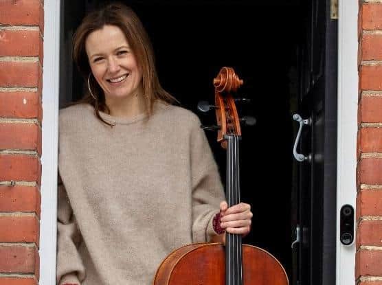 Clare (C) Elizabeth Dalziel