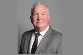 Sir Mike Penning is urging Arriva to reconsider the decision to remove Green Line services between Hemel Hempstead and London Victoria