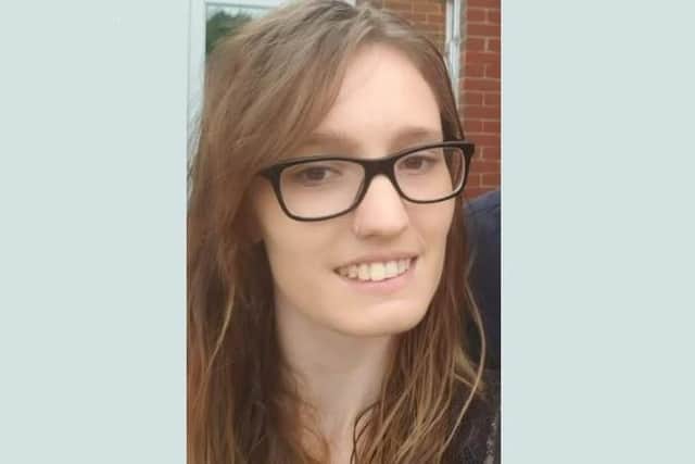 Stephanie is hoping to raise over £500 for Alzheimer’s Society