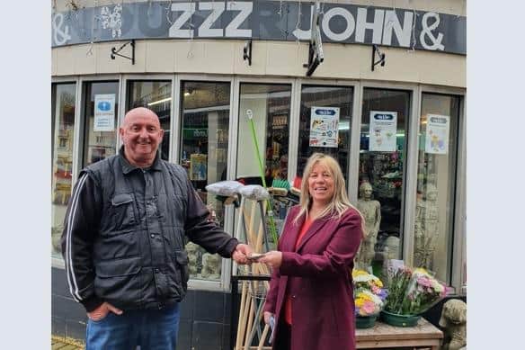 John, from John & Bzzz, donated £350 to Walsingham Supported Living in Bennetts End, to support the care home