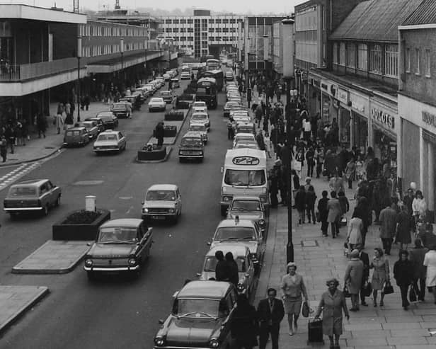 Hemel Town Centre before pedestrianisation