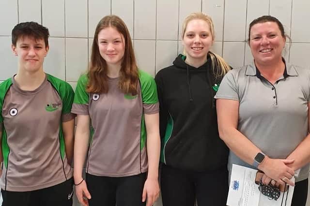 There was success for the Berkhamsted SC 400m swimmers and head coach Michelle Hewson (right). From left: Tamsin Moren, Kate Hopper, Amy Pemberton