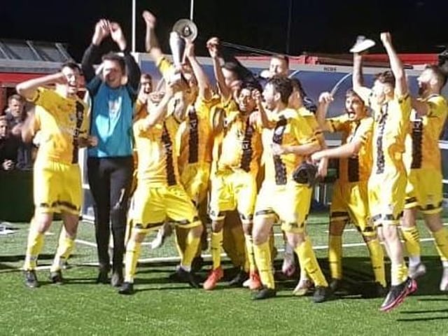 Chesham United Generals celebrate