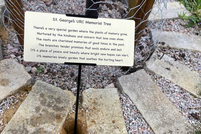 Memorial plaque