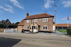 TheGreen Dragon, a 17th century public houseinFlaunden (C) The Green Dragon and CAMRA