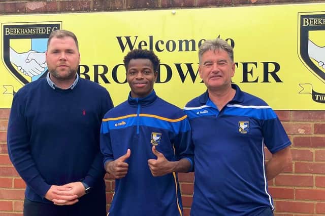 Alie Bangura has signed a contract with Berkhamsted