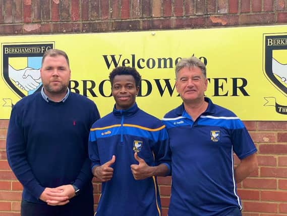 Alie Bangura has signed a contract with Berkhamsted
