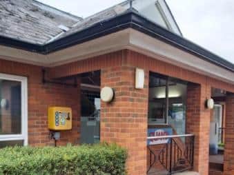 Quanta installs a defibrillator on site in Berkhamsted