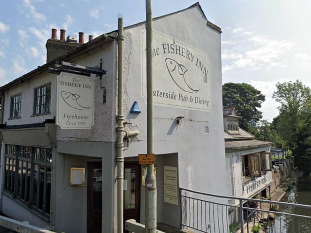 2 Fishery Rd, Boxmoor, Hemel Hempstead