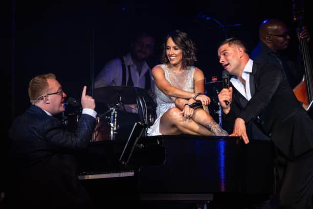Janette & Aljaž on stage with Tom Seals