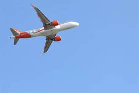 An easyJet Airbus A320Neo departs from London Luton Airport in Bedfordshire. Credit: Will Durrant/LDRS
