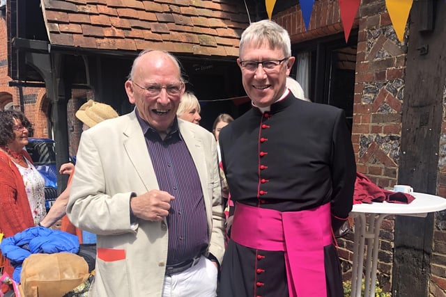 Previous rector the Very Reverend Mark Bonney, Dean of Ely visited the church, who was rector at St Peter's between 1996 and 2004.