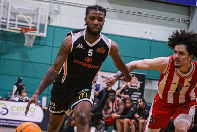 Tra’Michael Moton in action against MK Breakers. Photo: Matt Cook.