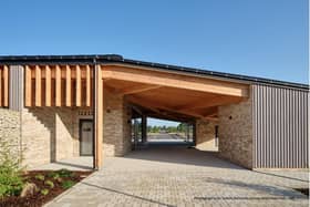 Hemel Hempstead Crematorium, photo by Simon Kennedy