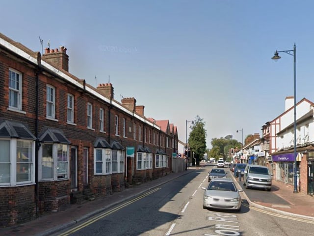Of sales last year, 9% (243) were in Apsley and Corner Hall – making it the busiest area for buyers. It was also the second ‘trendiest’ area with 44% more properties sold in 2021 than in 2020.