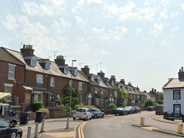 In Tring North, 54.7% of the 2075 households were not deprived.