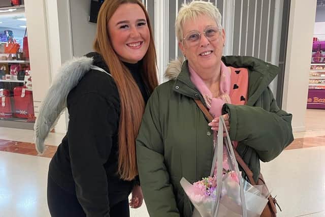 Edna receives an M&S bouquet