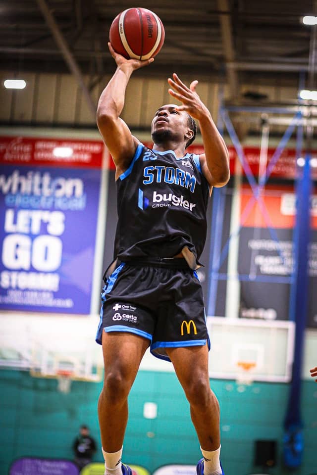 Di-Jani Parkinson takes a shot. Pic: Matt Cook.