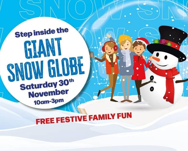 Riverside Giant Snow Globe