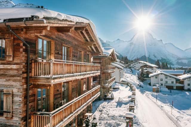 The exterior of Severins and its spectacular surroundings (photo: Michael Magulski)