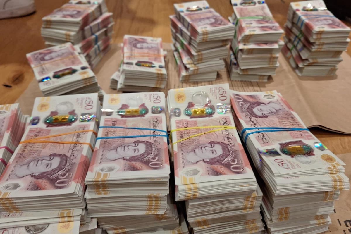 Arrests made in Hertfordshire and £500k seized during immigration ...